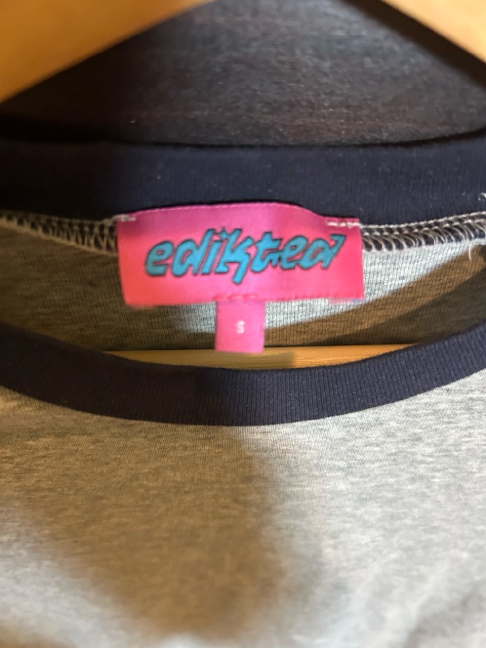Edikted Long-sleeve t-shirt - Picture 5 of 5